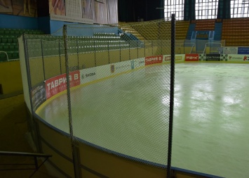 Одесса: Дворцу спорта не хватает миллиона на обустройство ледовой арены