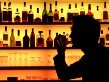 В парламент внесли законопроект о ночных ограничения продажи алкоголя