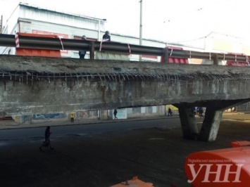 В. Кличко назвал окончательные причины обрушения Шулявского моста
