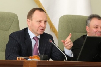 Владислав Атрошенко пригрозил «вынести» МАФы за город