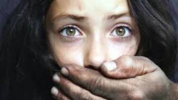 На Волыни извращенец 3 года насиловал 10-летнюю девочку-инвалида