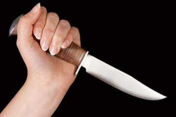 Мать ударила сына ножом после ссоры