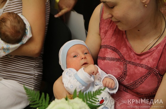 В Симферополе с начала года родились 3500 детей (ФОТО)