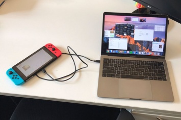 Фотофакт: Nintendo Switch можно использовать как внешний аккумулятор для MacBook Pro
