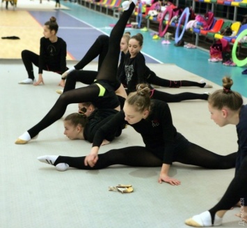Одесские гимнастки теперь тренируются возле дворца Гарри Поттера