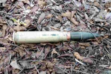 В Прилуках нашли современный артиллерийский тридцатимиллиметровый снаряд