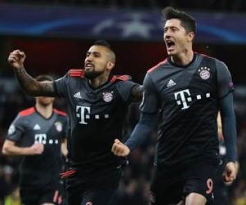 Бавария вновь громит Арсенал: смотреть голы