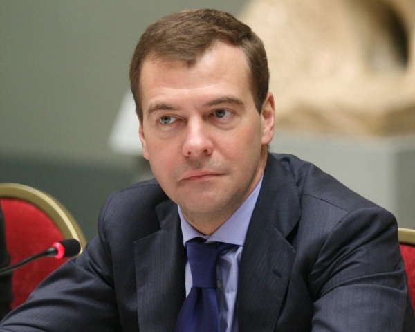 Магаданский избирком запретил использование карикатур на премьера Медведева
