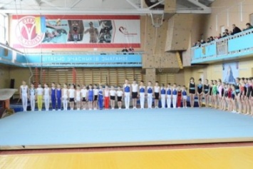В Северодонецке состоялся открытый чемпионат области по спортивной гимнастике