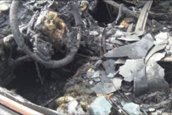 В Днепропетровской области журналисту сожгли "Lexus" (ФОТО, ВИДЕО)