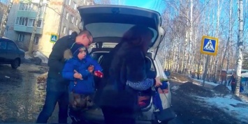 В Угличе полиция заинтересовалась видео с перевозкой ребенка в багажнике машины