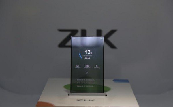 Стартап «ZUK» представил рабочий прототип смартфона с прозрачным дисплеем