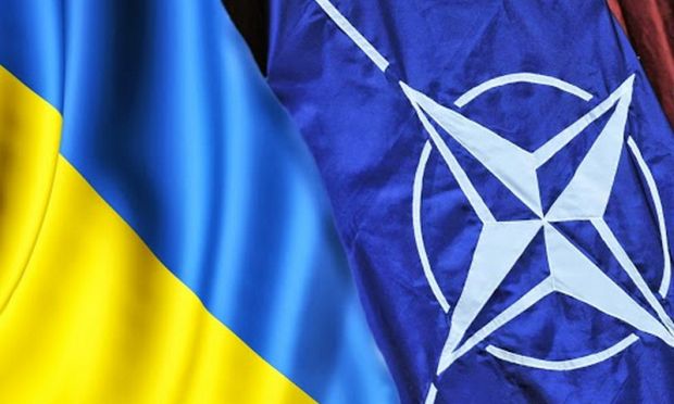Почти две трети украинцев поддерживают вступление страны в НАТО