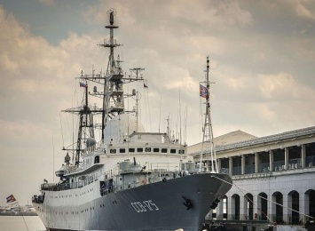 Американская разведка сообщила о российском "корабле-шпионе" возле военной базы США