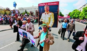 Крым празднует годовщину "референдума"