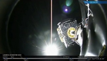 SpaceX успешно вывел на орбиту спутник EchoStar
