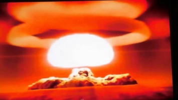 США: рассекречены видеозаписи испытаний ядерного оружия