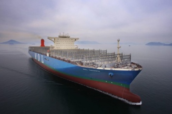 В Южной Корее по заказу Японии построили крупнейший в мире контейнеровоз