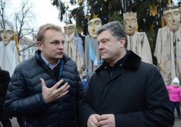 Садовой отметил очень высокую информированность Порошенко о деталях его встречи с Гриценко и Гацько
