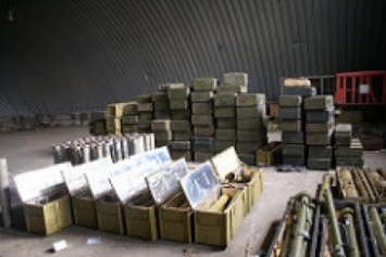 В Запорожской области обнаружен огромный военный склад с двумя сотнями гранатометов, - ФОТО, ВИДЕО