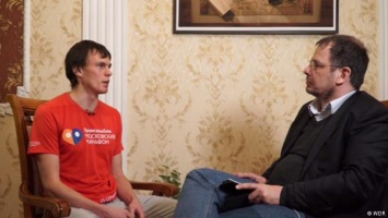 Спортсмен-разоблачитель Андрей Дмитриев бежал из России
