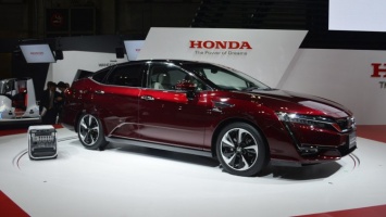 Honda презентовала новый водородомобиль Clarity