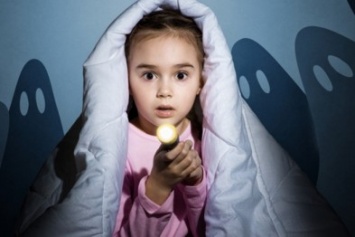 Что делать если ваш ребенок боится темноты