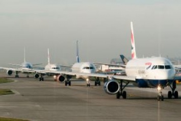 В российских аэропортах было задержано более 3 000 рейсов в Европу