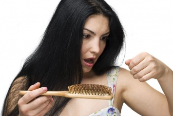 Ученые: Гормональные таблетки провоцируют у женщин выпадение волос