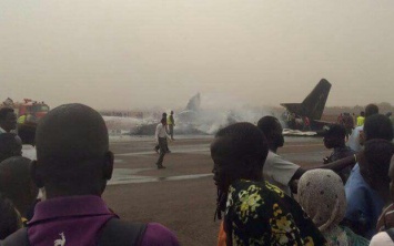 Появилась новая информация о судьбе пассажиров упавшего в Африке самолета