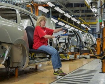 General Motors вернет на работу 500 уволенных сотрудников
