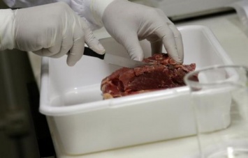 Китай и Евросоюз ограничили импорт «скандального» бразильского мяса