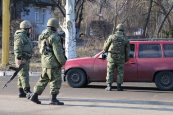 За сутки на славянских блокпостах задержаны трое разыскиваемых