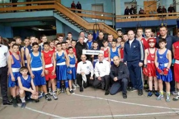 Боксеры из Авдеевки приняли участие в региональном чемпионате