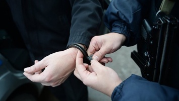 Бывшие чиновники из Севастополя получили 13 лет тюрьмы на двоих за взятку