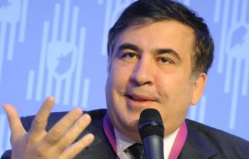 Саакашвили о бизнесе Порошенко: На шоколаде олигархом не станешь