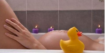 Как правильно принимать ванну во время беременности?