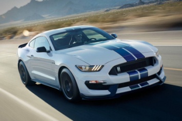 Владельцы Ford Mustang подали на производителя в суд