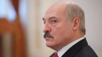 Лукашенко обещает не допустить развития ситуации в Белоруссии по украинскому сценарию