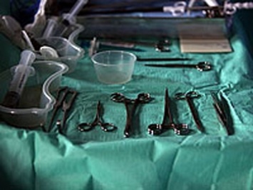 Хирургов-стажеров уволили за фото с ампутированной ногой, выложенное в Twitter