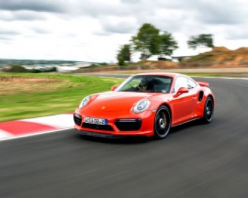 Porsche 911 Turbo был затюнингован в ателье TechArt
