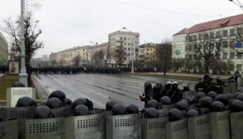 В Минске проходят массовые задержания оппозиции