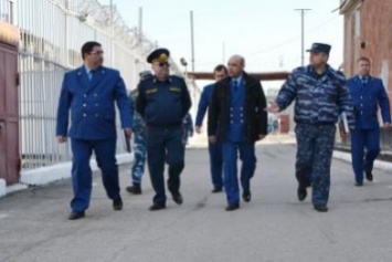Прокурор Крыма лично проверил работу Симферопольской исправительной колонии (ФОТО)