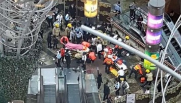 В ТЦ "взбесился" 40-метровый эскалатор: пострадали 18 человек