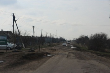 Разбитая дорога и грязь: реалии трассы "Очаков-Николаев"