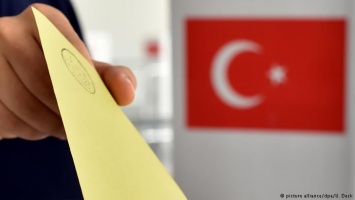 Турки в ФРГ голосуют на референдуме по реформе Эрдогана