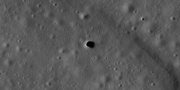 Ученые: дыры на Луне могут быть многокилометровыми тоннелями