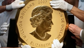 В Берлине из музея через окно вынесли 100-килограммовую золотую монету