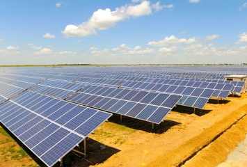 В Херсонской области строят новую солнечную электростанцию мощностью в 10 МВт