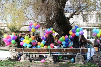 «День детских улыбок» для детей из многодетных семей провели в Одесском зоопарке